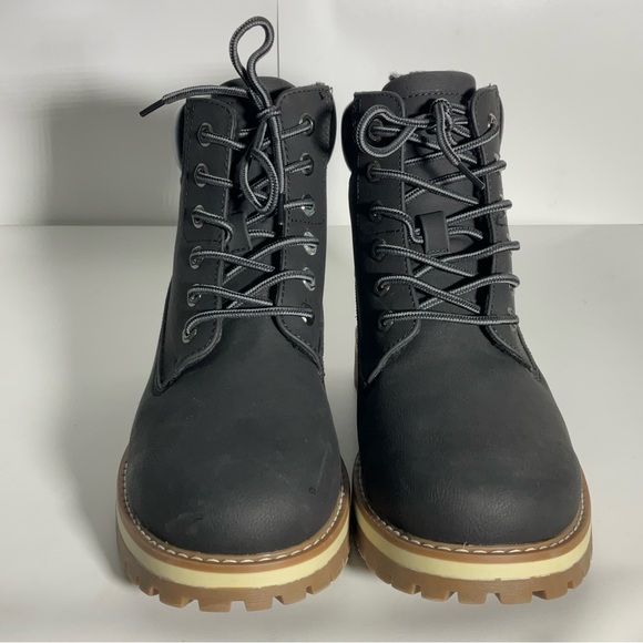 Bruno Marc Black Lace-Up Ankle Boot with Rubber Sole Padded Ankle Padding Sz 9.5 - Picture 3 of 16